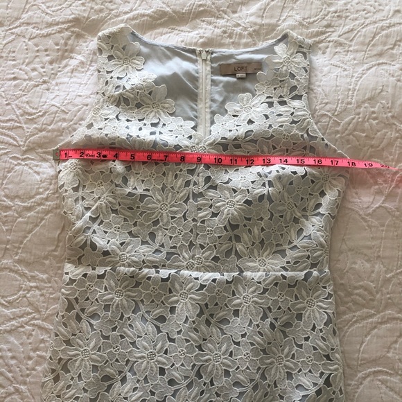 HP LOFT Lace Dress with Pale Blue Underlay NWT Women’s Size 8P - Picture 8 of 9